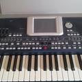 Альбом - Продам Синтезатор