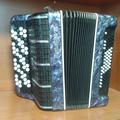 Альбом - продам пятирядний баян.