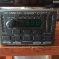 Альбом - Мікрофонний передпідсилювач та придушувач behringer shark dsp110