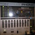 Альбом - Активный микшер PHONIC 1062 Powerpod Deluxe 2X375W Powered Mixer