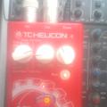 Альбом - Вокальний процесор TC-Helicon VoiceTone Mic Mechanic