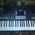 Альбом - СинтезаторYamaha psr S 550