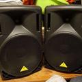 Альбом - продам активні колонки Behringer B215A. Ціна 500$ за пару.  0672633041-Іван.