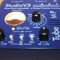 Альбом - Ламповый микрофонный предусилитель ART Tube MP Studio V3 