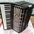 Альбом - профессиональный немецкий аккордеон Weltmeister S5