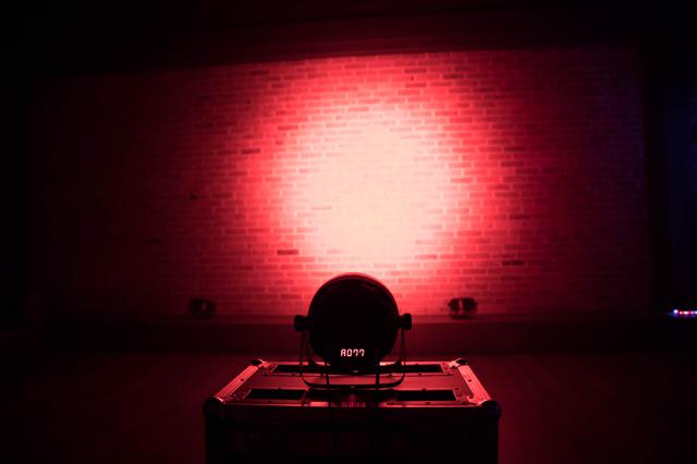 reflektor-colorstage-hd-par-le_7086.jpg|Соляр Мар'ян