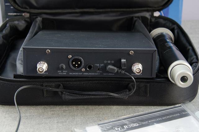 Egreat r300. L r 300. Epson stylus r300. Медиаплеер egreat. Ev r300 микрофон.