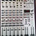 Альбом - Behringer Eurorack UB1204FX-