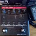 Альбом - Вокальный процессор TC-Helicon VoiceTone Harmony-G XT