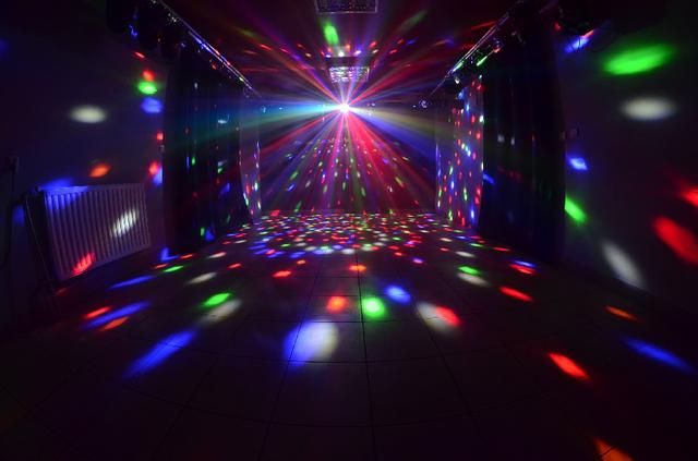 COLORSTAGEMAGICBALLLED3_zps82070020.jpg|Соляр Мар'ян