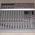 Альбом Продаю пульт Behringer MX1804X