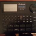 Альбом - Ритм-машина Alesis sr16