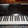 Альбом - Продаются клавишные Roland E-96