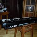 Альбом Alesis QS6