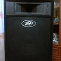 Альбом - колонки Pevey pro 15 .