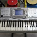 Yamaha_PSR-2100_1.JPG|Соляр Мар'ян 