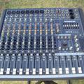 Альбом - MIXER  MACKIE CFX 12 