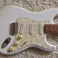 318847554_7_1000x700_squier-strat-by-fender-made-by-axl-keys-abo-chohol-gibson-_rev008.jpg|Соляр Мар'ян 