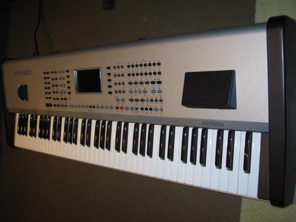 ketron_sintetiz_a_tastiera_sd1_usato_6757_3_a_big.jpg|Соляр Мар'ян