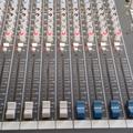 Альбом - Продам пульт ALLEN HEATH ZED 14        097 34 05 986