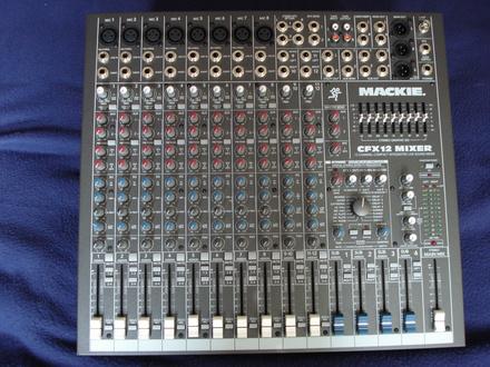 mezcladora+mackie+cfx12+nueva+coyoacan+distrito+federal+mexico__63476E_1.jpg|Соляр Мар'ян