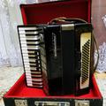 Альбом - Акордеон "Weltmeister Stella" 80басів, 5+3регістра.