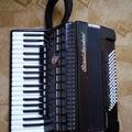 Альбом - Акордеон німецький Royal Standard